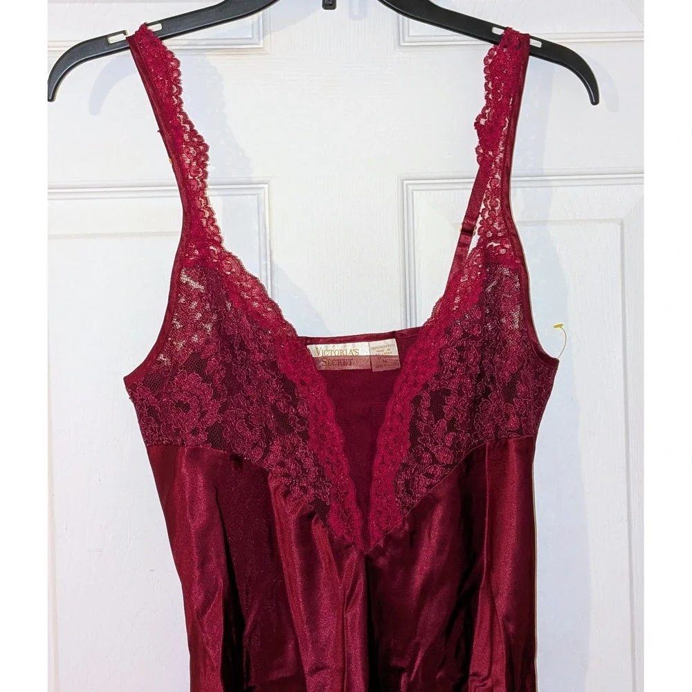 Vintage Victorias Secret Gold Label Satin‎ Lace Maxi Nightgown Wine Red Medium